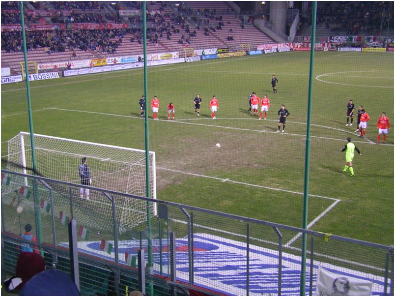 Triestina - Arezzo  11.02.2005 030